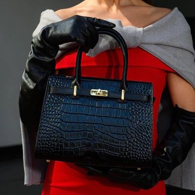 Manuela-Bolso