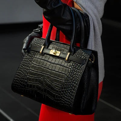 Manuela-Bolso