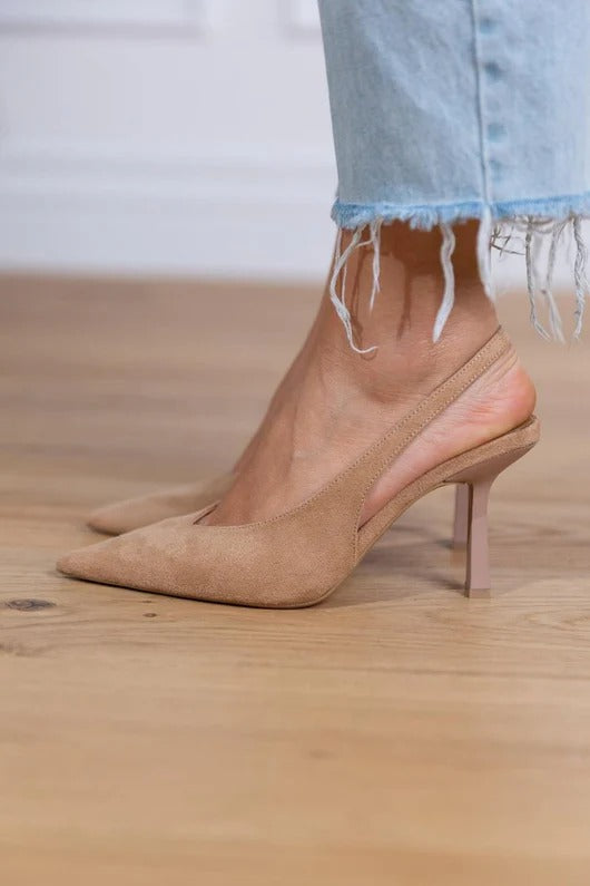 Candela-Tacones Clásicos y Elegantes